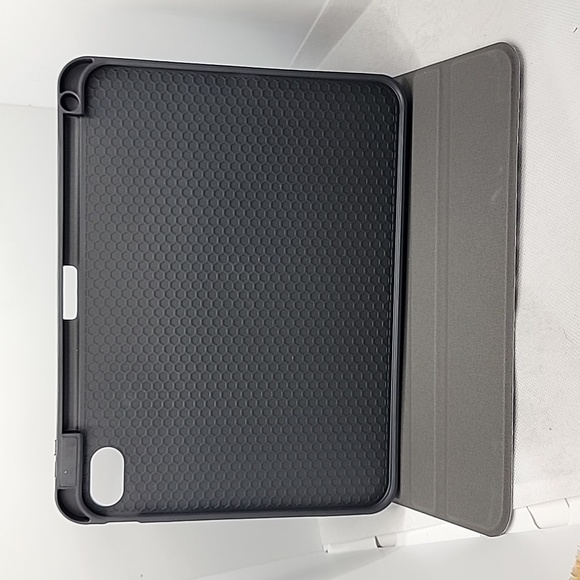 Ipad 10th generation case - Picture 3 of 4